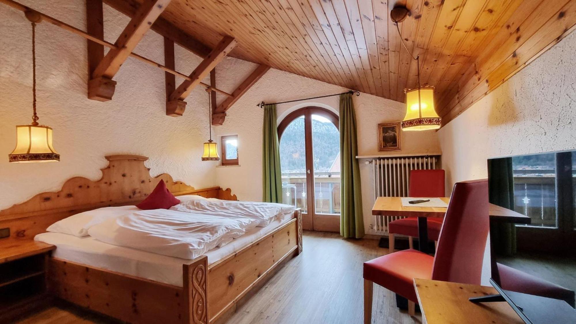 Ferienhaus Goldenes Landl Міттенвальд Екстер'єр фото